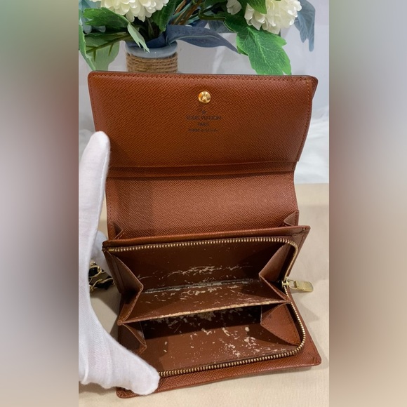 SD1000 | Louis Vuitton Tressor Wallet GUC - Picture 11 of 15